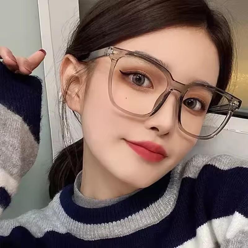 Anti-Blue Light Glasses Vintage Square Eyewear Women Leisure Luxury Eyeglasses Blue Light Blocking Man Lady Computer Eyeglas