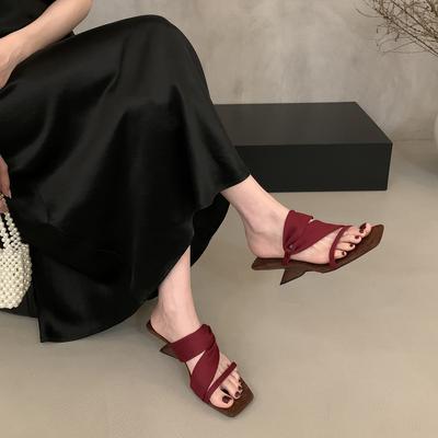 Sapatos de mulher – Sandálias de salto