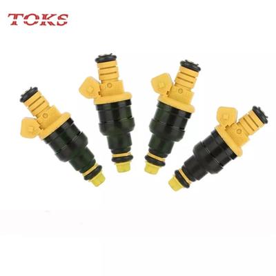 Jeu de 4 injecteurs de carburant pour voiture 0280150762 Convient pour Peugeot 405 505 Volvo 240 244 245 740 780 940 1.9L 2.2L