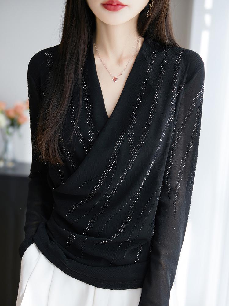 

Женский топ базового слоя из сетки с V-образным вырезом и длинными рукавами - Модная омолаживающая футболка однотонной расцветки с перекрещенным вырезом. M