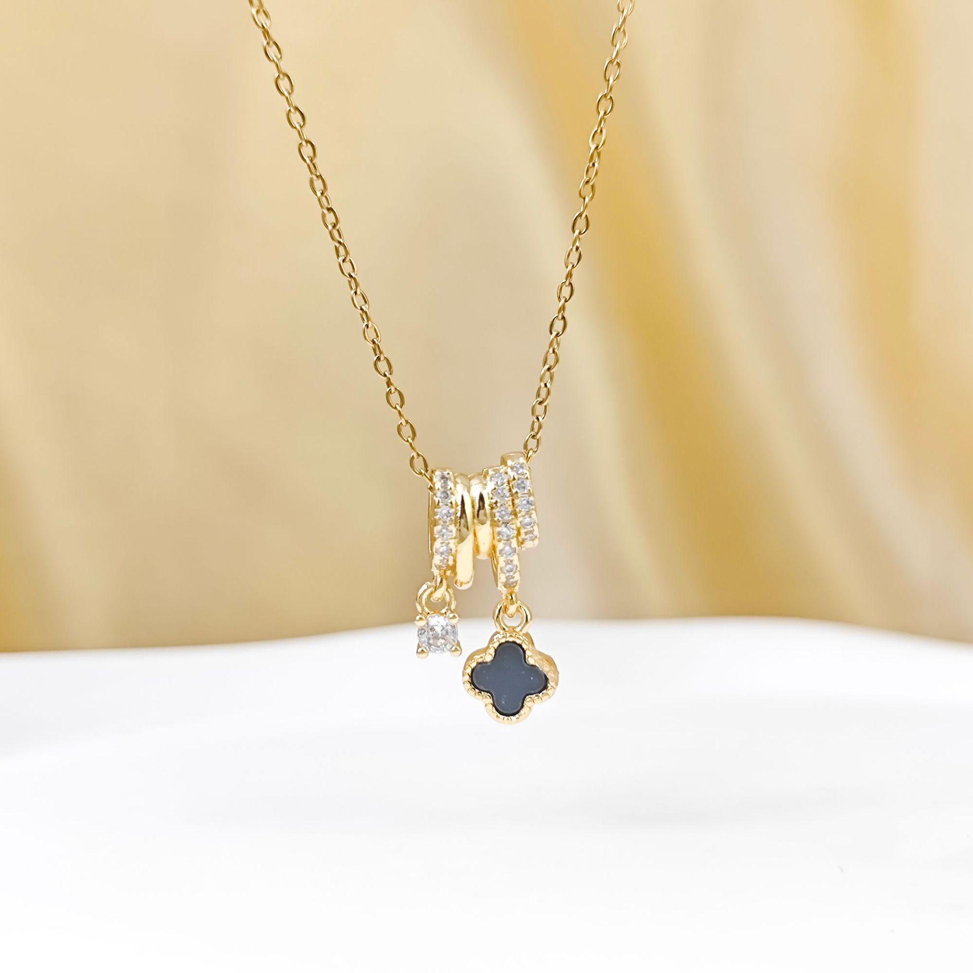 High-End Four-Leaf Clover Star Pendant Rhinestone Necklace for Women