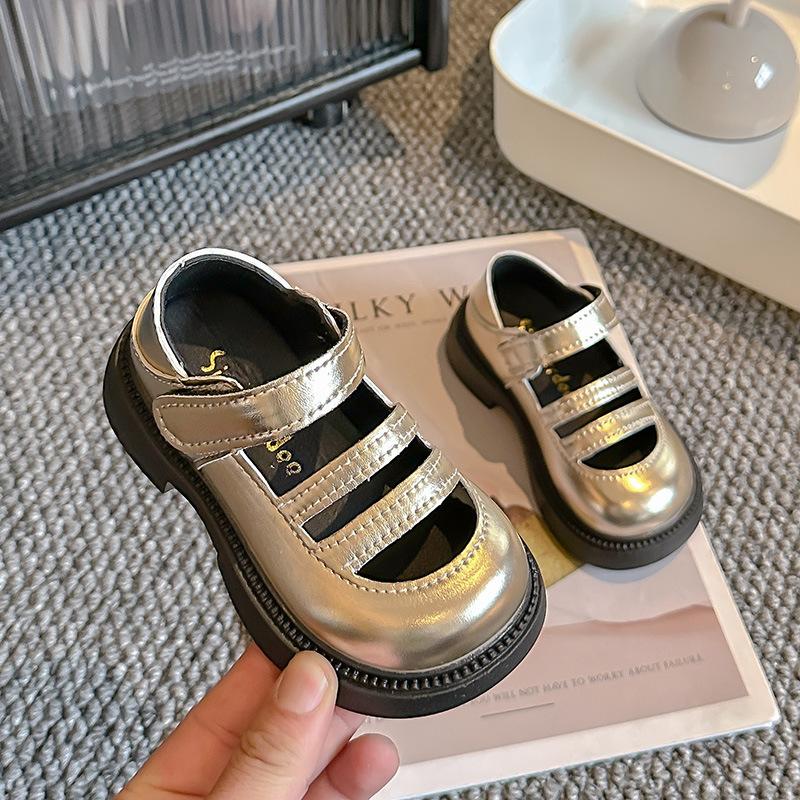 Kids Leather Shoes Round Toes Soild Color Girls Performance Shoes Hollowed-out 2025 Summer New Children Flat Shoes Hook&loop
