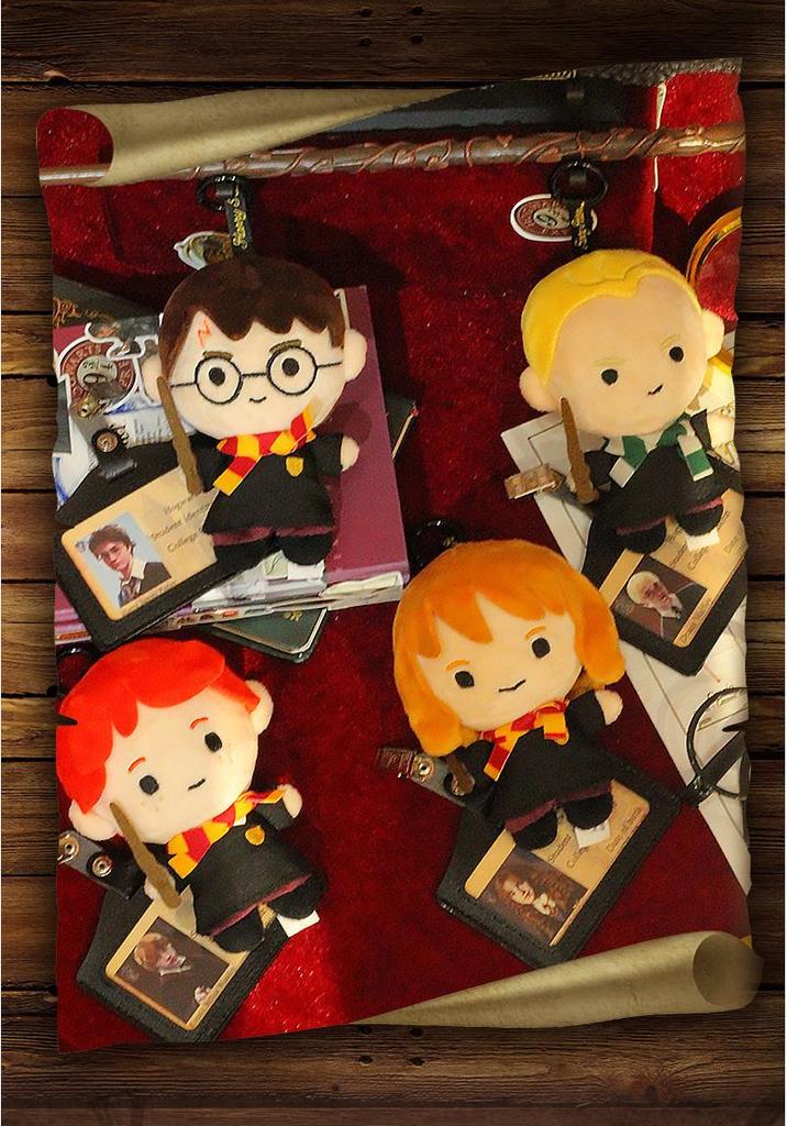 Authentic Harry Potter Plush Keychain Doll - Trendy Cartoon Merchandise for Potterhead Birthday Gifts