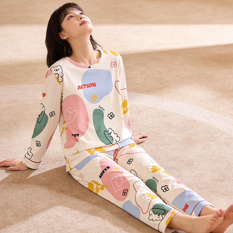 Women's Korean Fashion Long Sleeve Plaid Pajamas: Spring, Autumn, and Winter Casual Homewear Set for Indoor & Outdoor Wear.