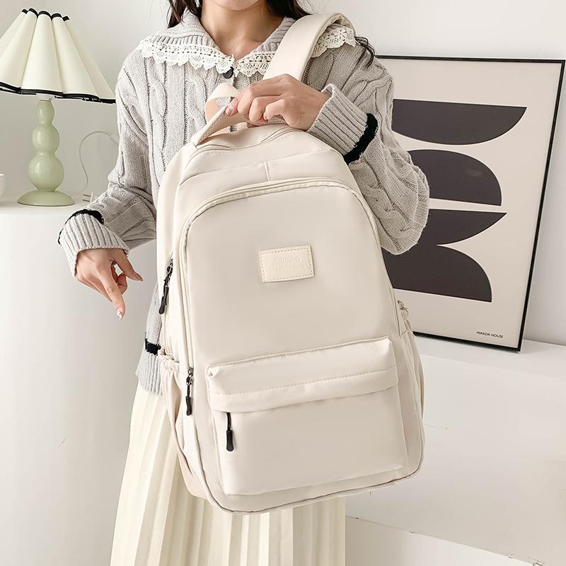 A Simple and Simple Harajuku Backpack for Primary and Secondary School Students