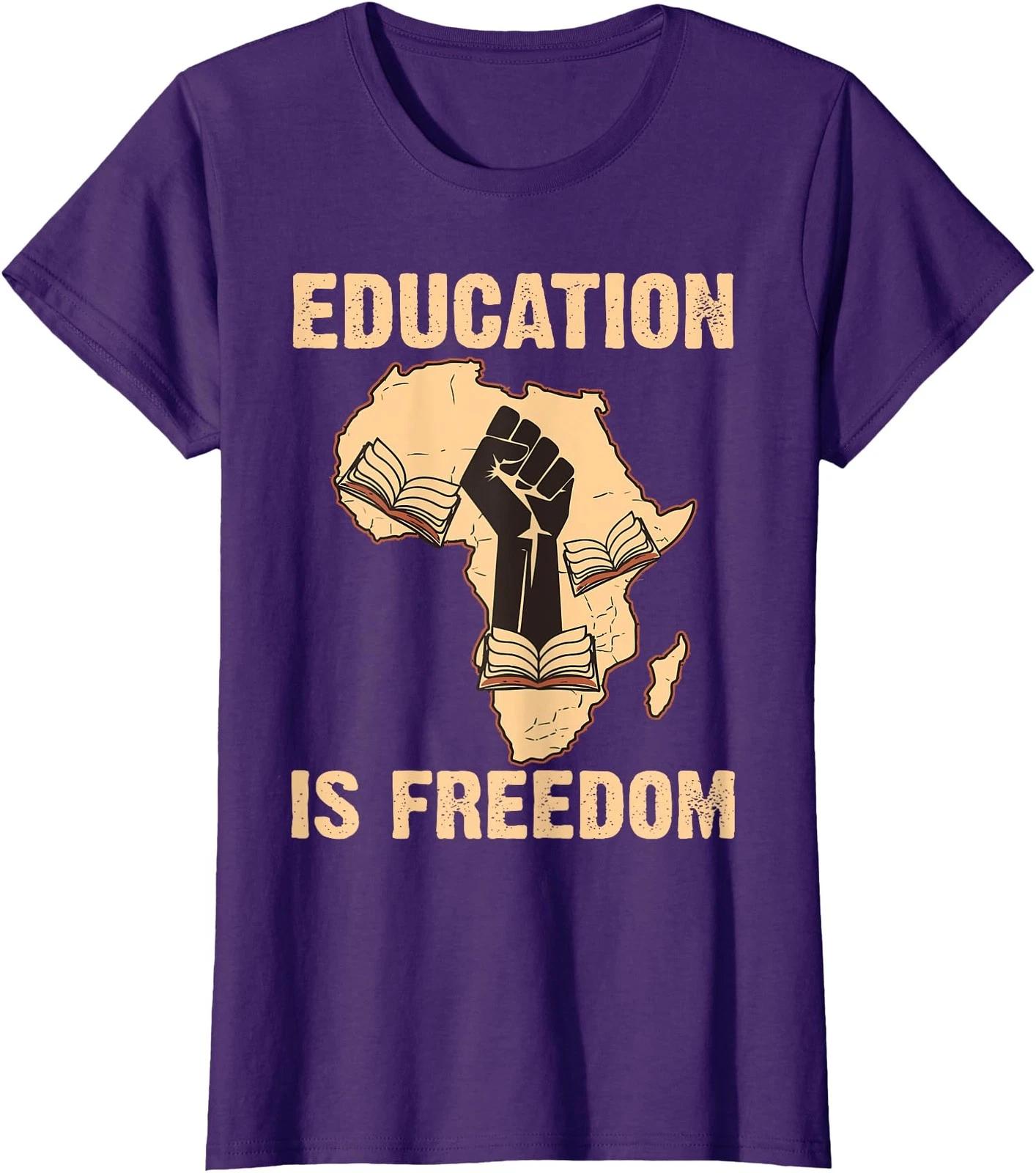 Cheers to The New Year 2026 - Champagne NYE Party Ladies  V-Neck Tshirt 4XL