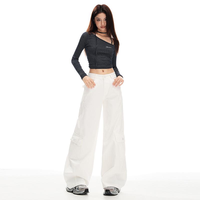 Women's Military Green Wide-Leg Jeans: Autumn Curved Knife Design, Loose Fit, Floor-Length Casual Workwear Pants.