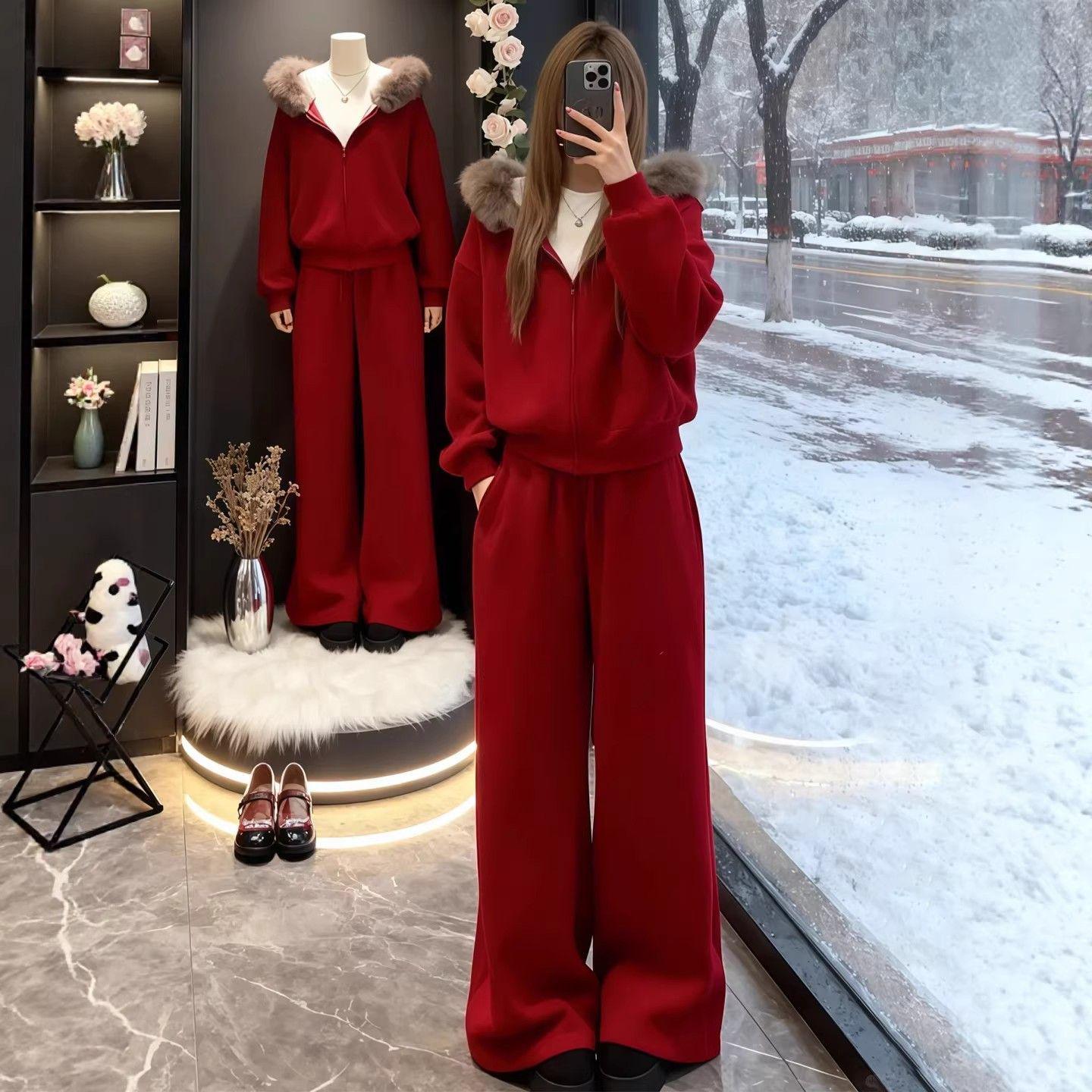 

Женский Красный Спортивный Комплект с Меховым Воротником и Флисовой Толстовкой - Универсальный Двухкомпонентный Широкие Штаны для Осени/Зимы L