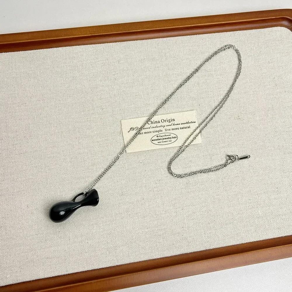 Simple Oval Choker Necklace Wax Rope Alloy Pendant Necklace Long Women's Jewelry Women
