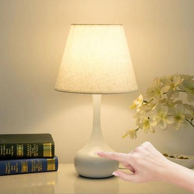 Nordic Touch Fabric Table Lamps LED Modern Bedroom Bedside Lights Black White Lampshade Study Desk Decoration Lighting Fixtures