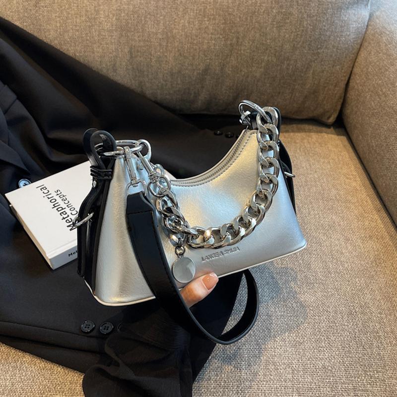 High-End-Kette Handheld Kleine Tasche für Frauen 2023 Neue Textur Nische Einzelne Schulter Unterarm Tasche Modische Umhängetasche Kleine Tasche