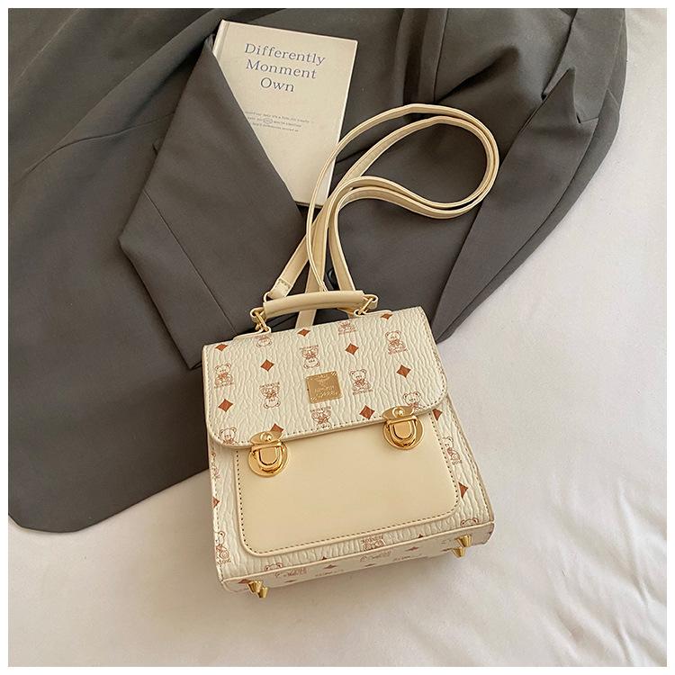 

2025 новый нишевый простой трендовый студенческий класс маленький рюкзак женская сумка корейская версия ретро мода рюкзак с принтом