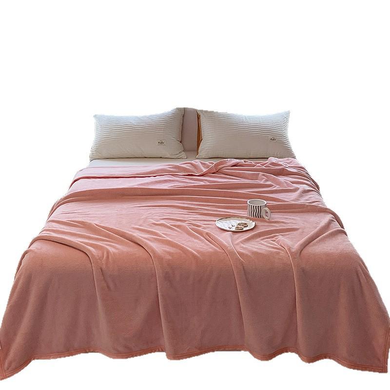 Plush Coral Fleece Blanket 300g - Soft, Thick, Machine Washable Throw for Dorm or Sofa