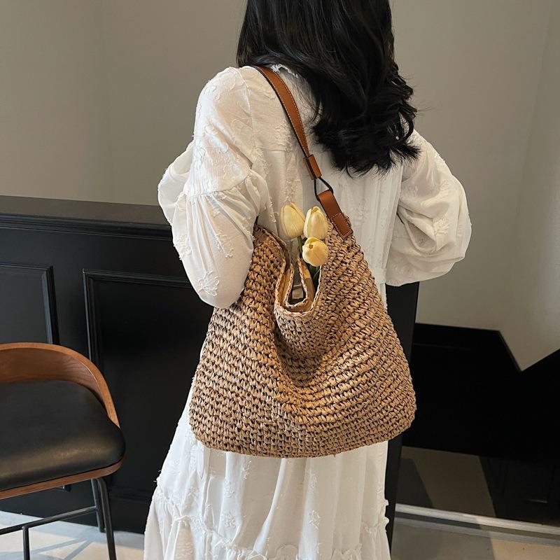 Summer woven straw bag women's new large-capacity shoulder messenger bag seaside beach bag