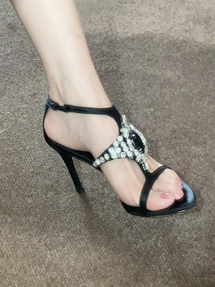 

Black rhinestone chain sandals women s stiletto sexy outerwear cross-strap open-toed high heels 34