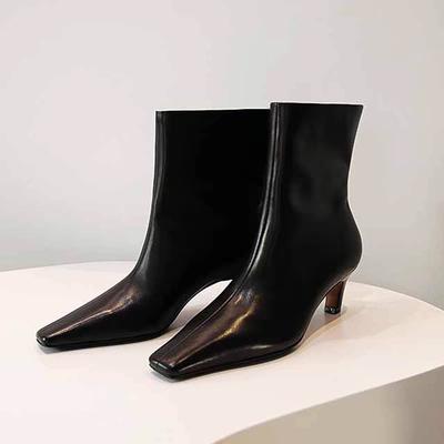2026 Designer Winter Neue Mode Knöchelkurzstiefel Damen Spitzschuh Elegant Dünner Niedriger Absatz Kleid Damen Pumps Schuhe