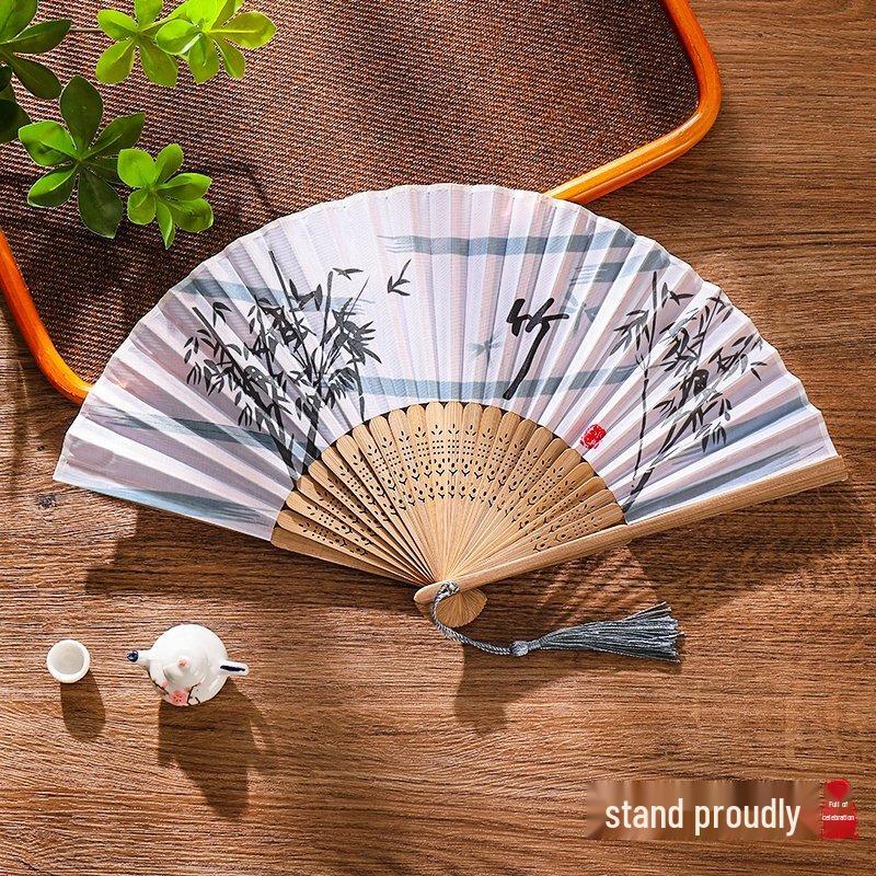 Складной веер LIEI в древнекитайском стиле