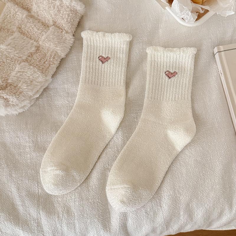 Female Autumn and Winter Plus Velvet Thickened Warm Postpartum Month Boneless Floor Tube Socks