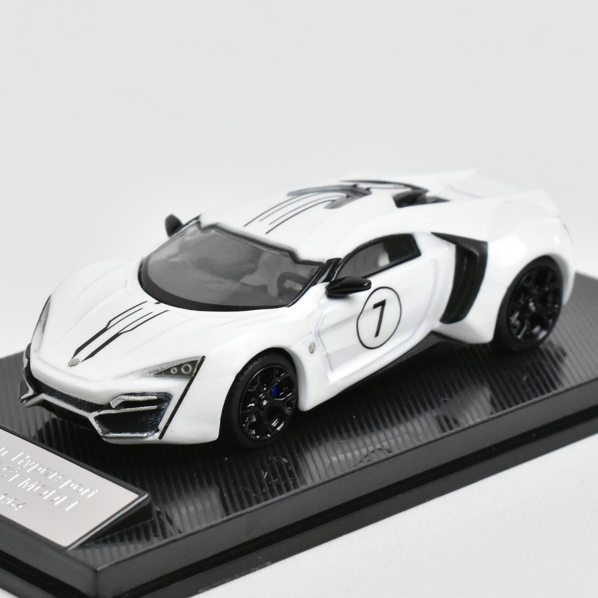 Smallcarart SCA 1:64 Collectible Lykan Trendy Diecast Model Car белый