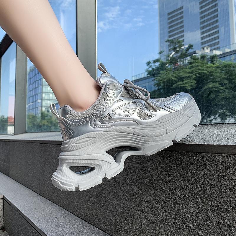 Platform White Shoes Women's 2025 New Autumn and Winter Height Increase Casual Sports Shoes Versatile and Lightweight Silver Dad Shoes Women