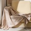 Leichter Luxus Aero Überwurfdecke Gewebte Jacquard Fleece Sofaabdeckung Decke Tragbare Camping Couchdecke Bequeme Klimaanlagen Nickerchen Decke