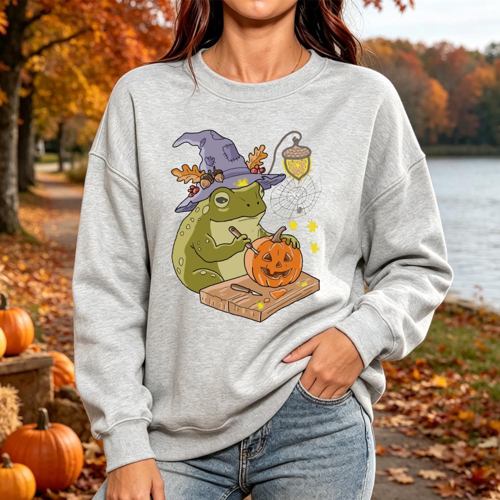 Witch Frog Carving Pumpkin Hoodie Women's Halloween Funny Cute Fall Spooky Graphic Cozy Warm Long Sleeve Pullover Sweatshirt