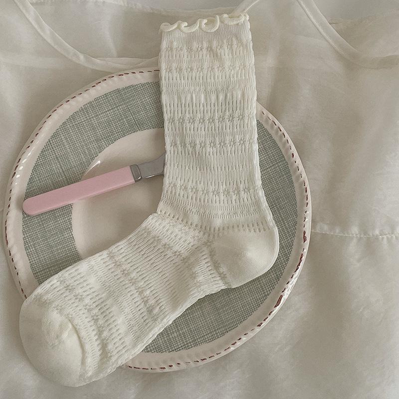 Women's Lace Mesh Mid-Calf Socks: Spring/Autumn, Cotton, Korean/Japanese Style, Ballet & Slouch Design.