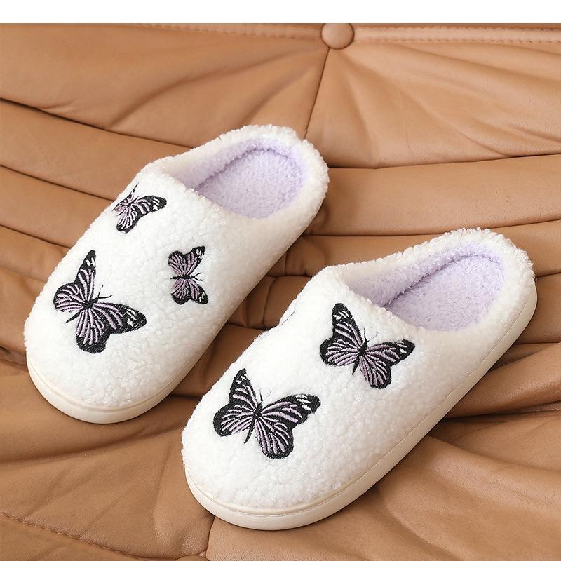 

Новая верхняя одежда вышивка бабочками махровые тапочки мужские легкие нескользящие плоская подошва сандалии на перемычке модные шлепанцы 44-45