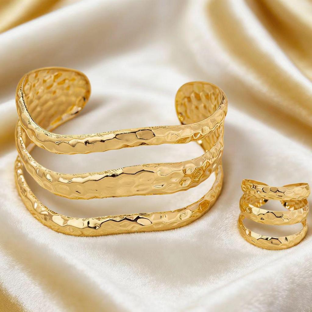Cross-Border Fashion Hammered Texture Bracelet & Ring Set with Curved Lines and Multi-Layer Tin Foil Design