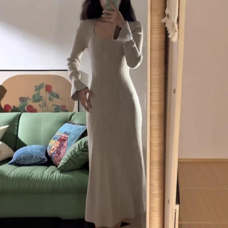 Slim and thin design sense medium and long knitted skirt early autumn lazy style temperament beautiful dress
