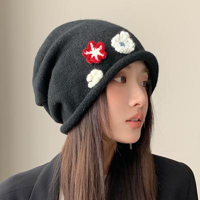Herbst- und Wintermütze Damen Niedliche Blume Kopfbedeckung Stapelmütze Ohrenschutz Warme Strickmütze