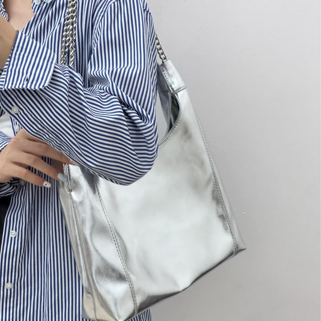 Chain Underarm Bag Women's Bag New Silver Soft Leather Commuting Bag One-shoulder Tote Bag Large Capacity Women's Bag