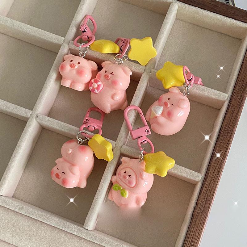 3D Pig Keychain Pendant Cute Cartoon Resin Charm Keyrings Personalized Hangings Keychain For Girls And Students