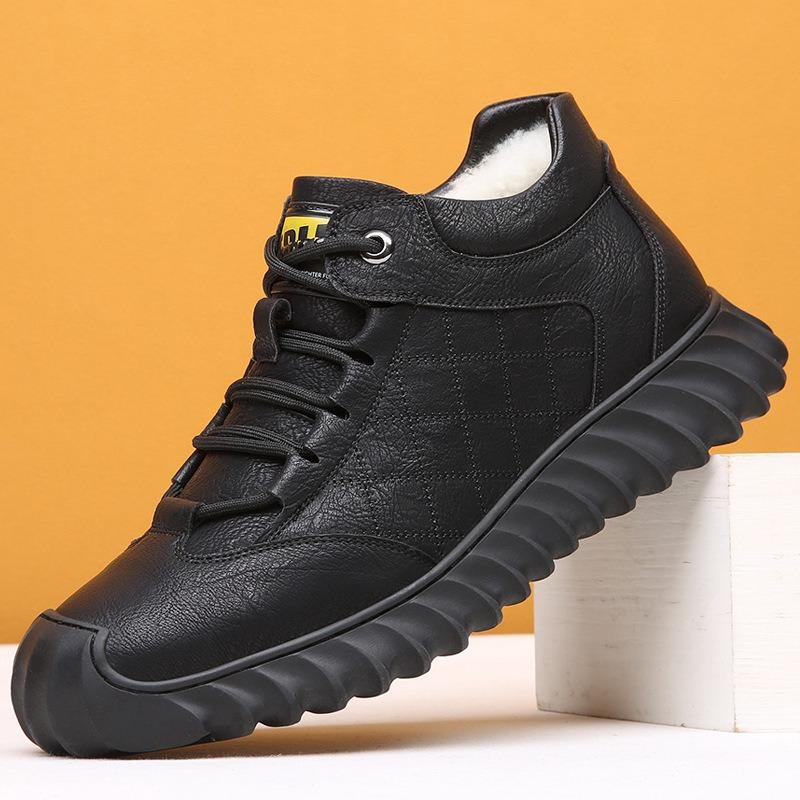 New Winter Men's Shoes Genuine Leather Velvet Thickened Warm Cold and Non-slip Outdoor Casual Leather Shoes Men's Cotton Shoes