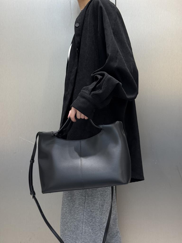 2025 Cross-border First-layer Cowhide Retro Large-capacity Magnetic Tote Bag Handbag Commuter Versatile Messenger Bag Bag Woman