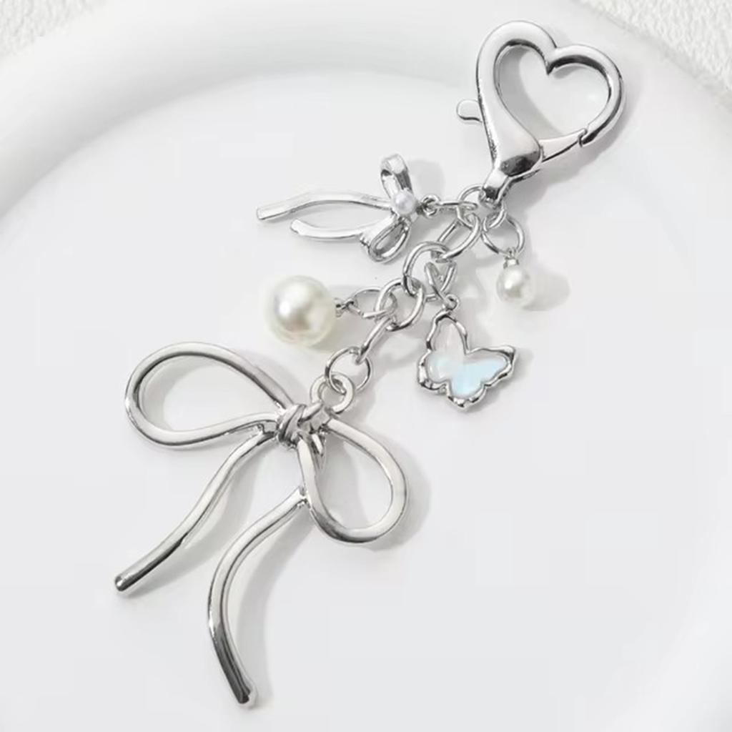 Sparkling 3D Cherry Charm Keychain Accessory Fashionable Bowknot Pearls Key Rings Portable Bag Decoration for Women