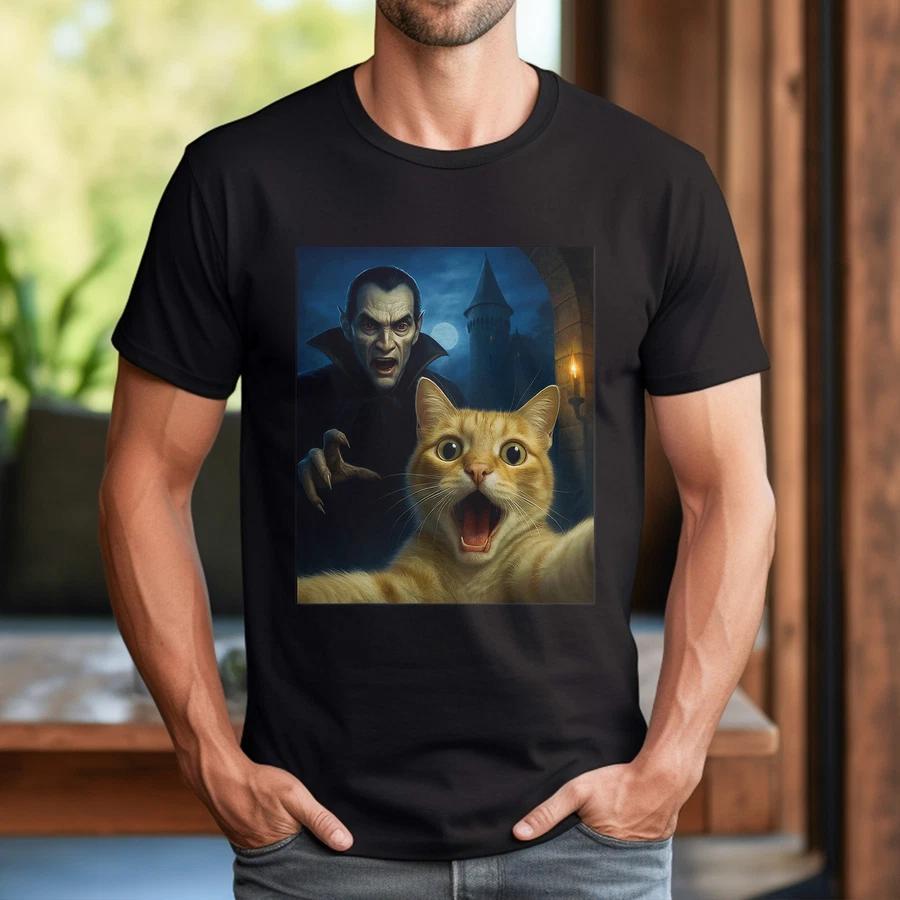 Cat Selfie with a Vampire Funny Cat T-Shirt L