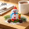 Kit de Loisirs Créatifs Enfant Bonhomme de Neige Terminé Décoration Cure-pipes de Noël, Artisanat Fait Main Tige Chenille pour Décoration de Table de Noël Fête de Fêtes Durable