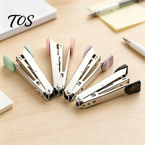 Student Study Accessories Portable Handheld Stapler, Metal Ergonomic Binding Tool, Compact Desktop Stationery Lightweight for Office And School