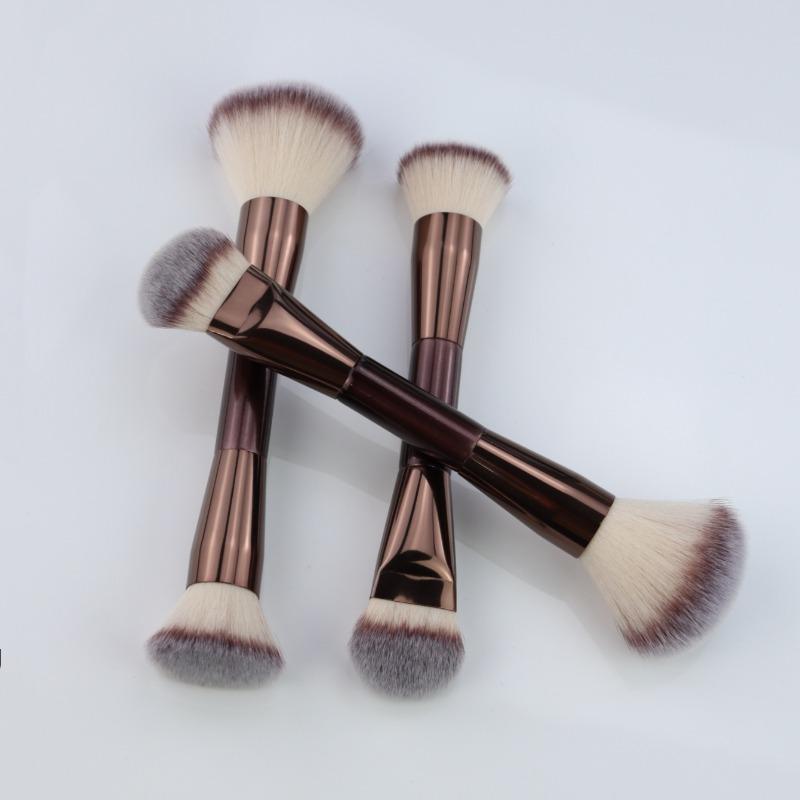 Štětec na make-up s dvojitou hlavou na podkladovou bázi a konturování Kabuki štětec Veganská vlákna Měkké štětiny pro tekuté a pudrové produkty