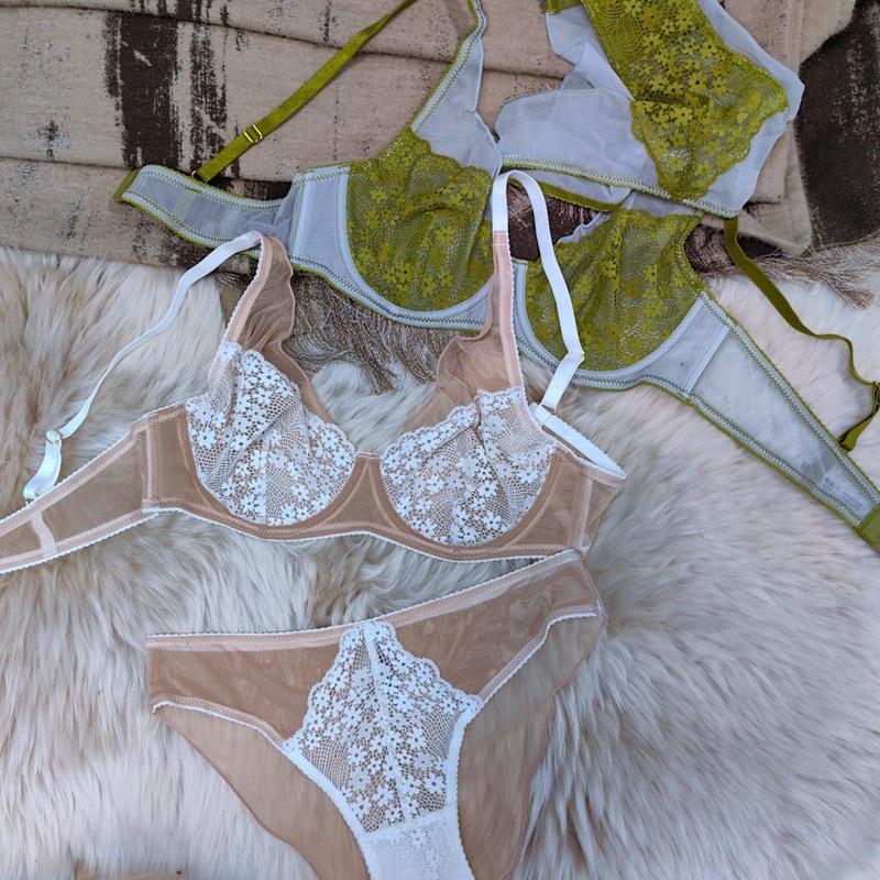 Vintage Splice Sada spodního prádla Sexy Ultratenká Krajka Květiny Výšivka Sada podprsenky Ženy Prodyšné Intimní prádlo Lingerie Francouzská Romantická