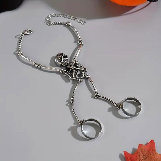 Skull Hand Chain Bracelet Skeleton Hand Bracelet Finger Ring Chains Goth Slave Chain Hands Harness Bracelets Friendship Bracelets Halloween Jewelry