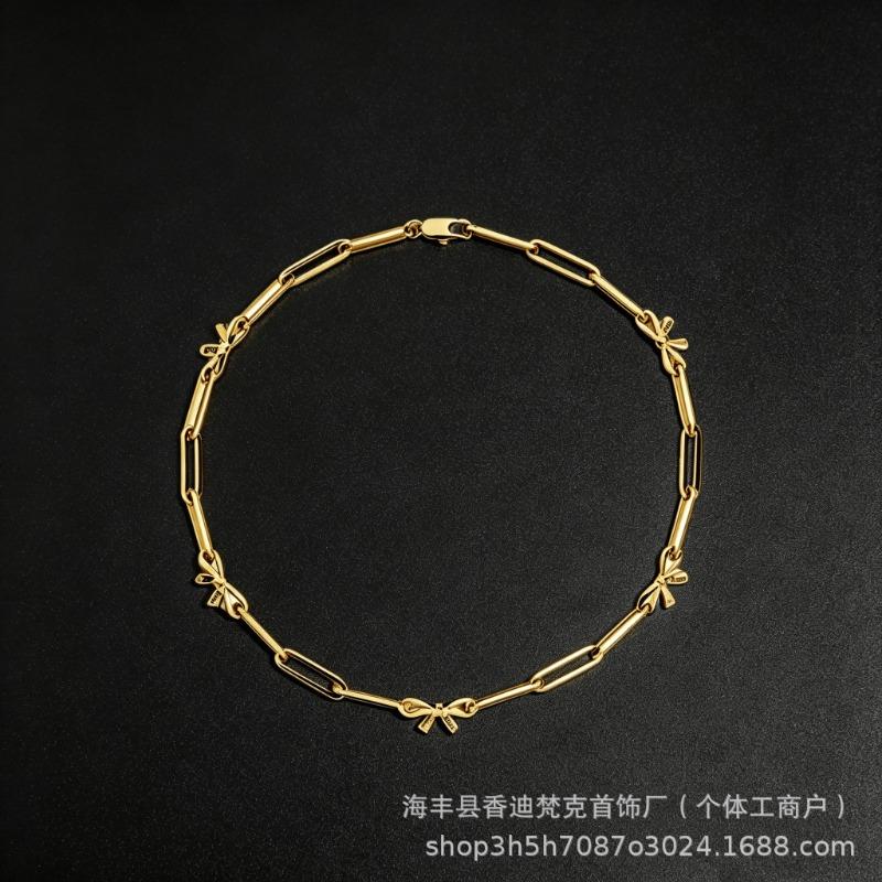 Hot-selling spring and summer new products, bow necklace, bracelet, stud earrings, women's fashion suit.
