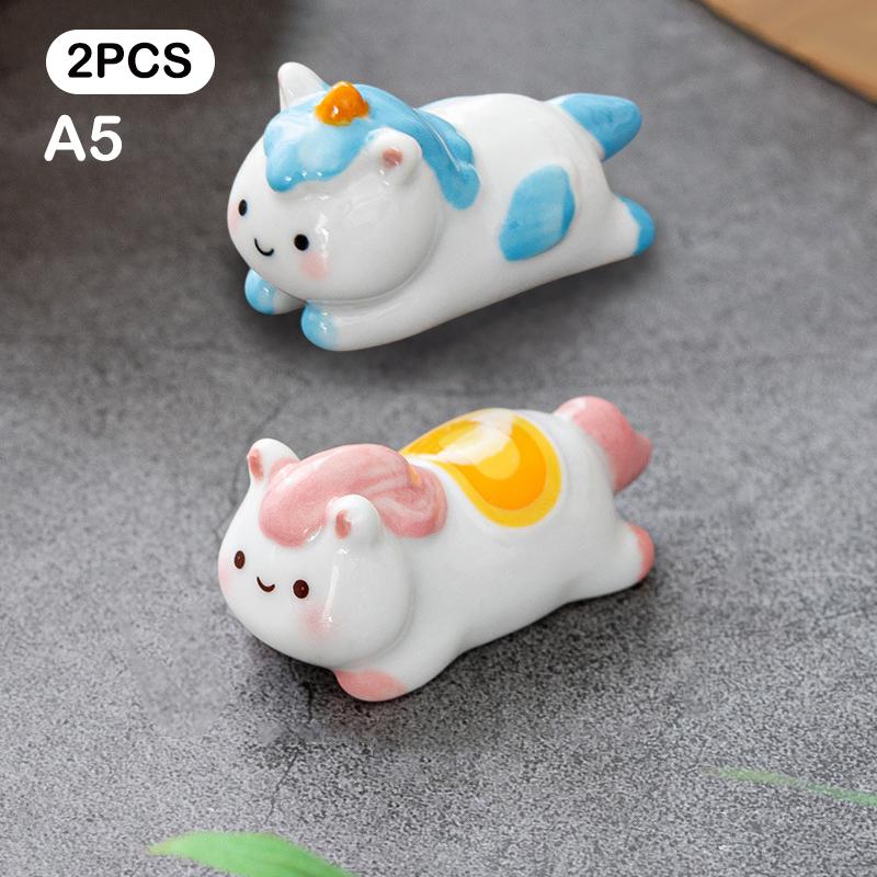 

Cute Ceramic Horse Chopstick Rest Rack & Holders Spoon Fork Knife Stand Flatware Organizer Horse Year Ornaments Table Decor