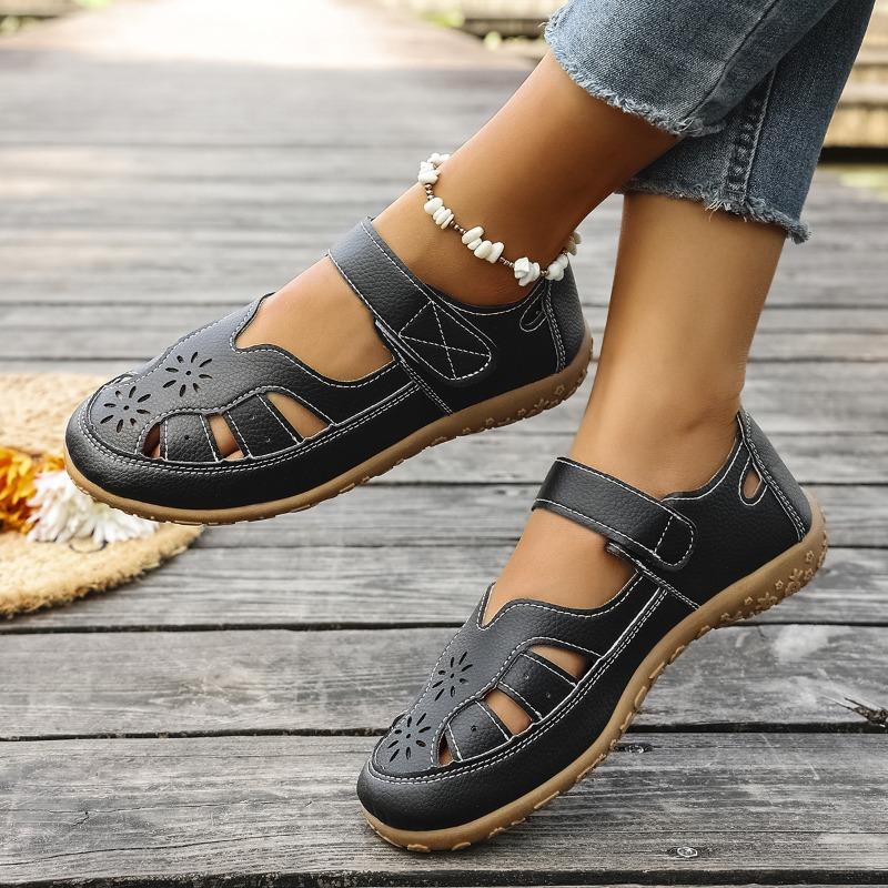 New Large-sized Hollowed-out Sandals for Women, Casual Flat, Button-toe, Wedge Heel Velcro Shoes