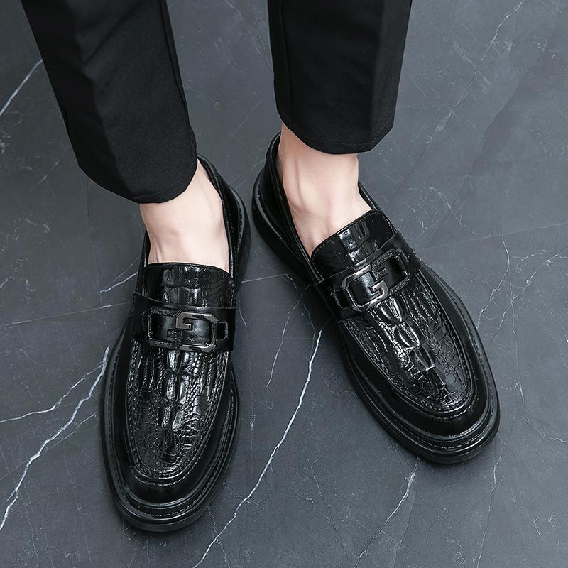 Men's Small Leather Shoes Autumn New Leather Shoes Men's Alligator Pattern Business Dress Casual Shoes Foot Loafers Men's