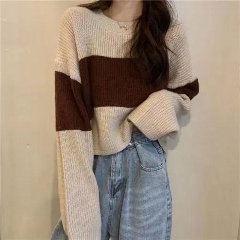 Spring and Autumn New Cropped Knitted Top Women's Sweater Loose Versatility Casual Design Sense Niche Long-sleeved T-shirt