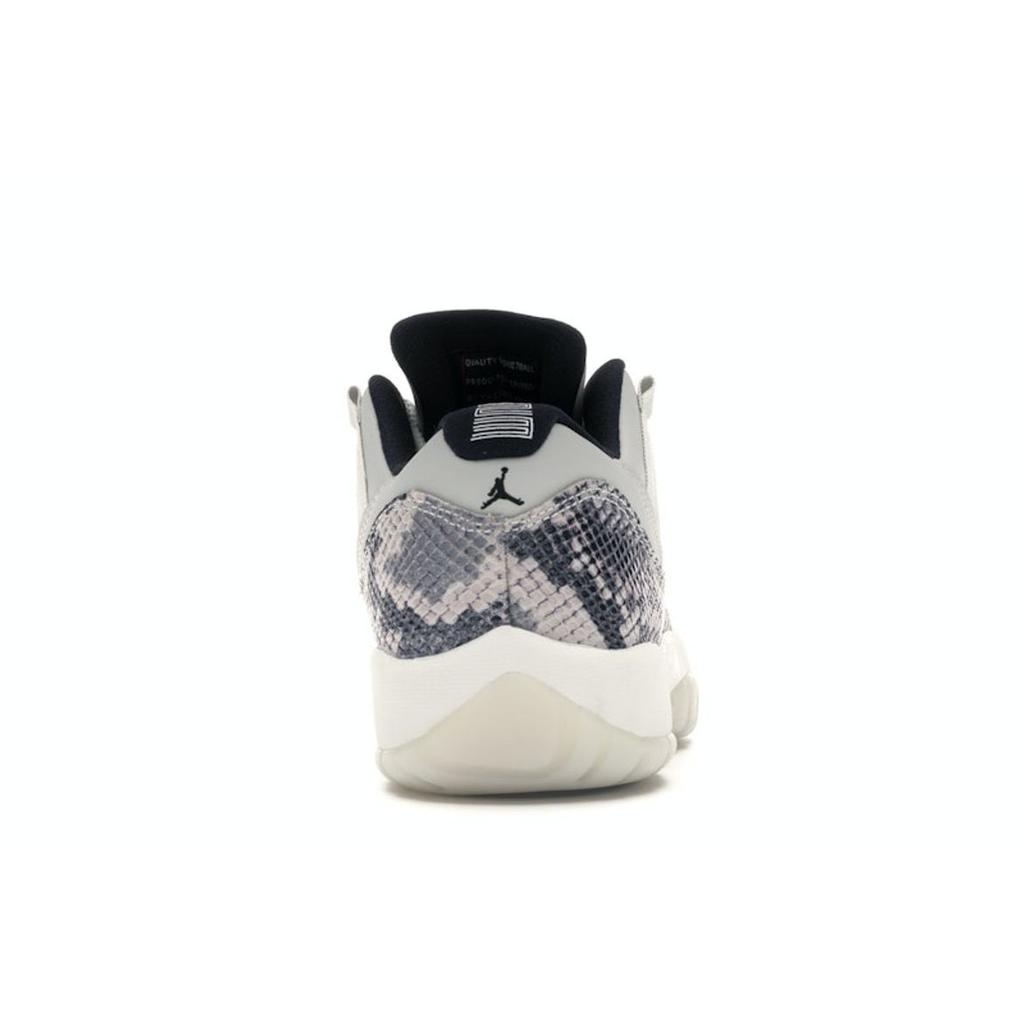 Air Jordan 11 Retro Low GS Light Bone Snakeskin Kids Sneakers Grey Light-Bone-Black-Smoke-Grey CD6847-002