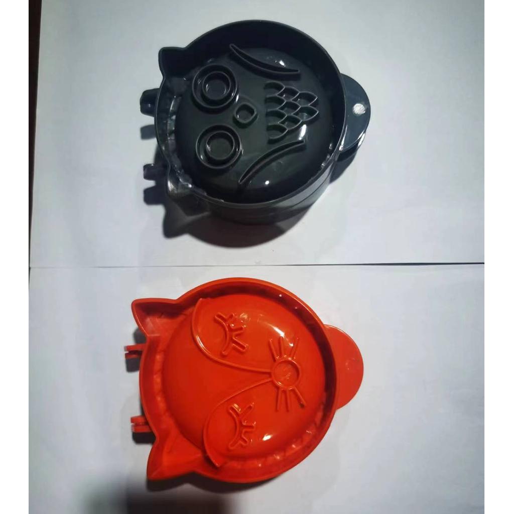 2pcs  Animals Hand Pie Molds Fox Owl Shaped Dough Press Mold Fall Pie Maker Tool Biscuit Mold for Baking Cookie Pie