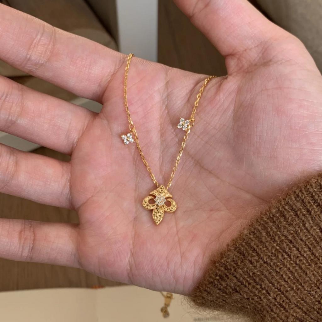 French Medieval Vintage Crushed Ice Ice Iris Necklace High Sense Niche Set Cnc Craft Meter Collarbone Chain Women